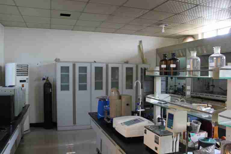 Instrument bench in the analytical laboratory