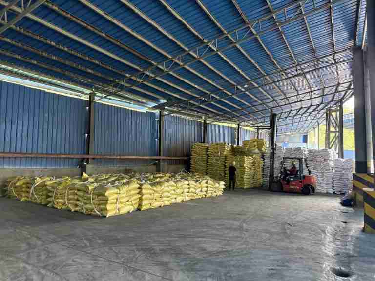 Lignosulfonate stock in the warehouse